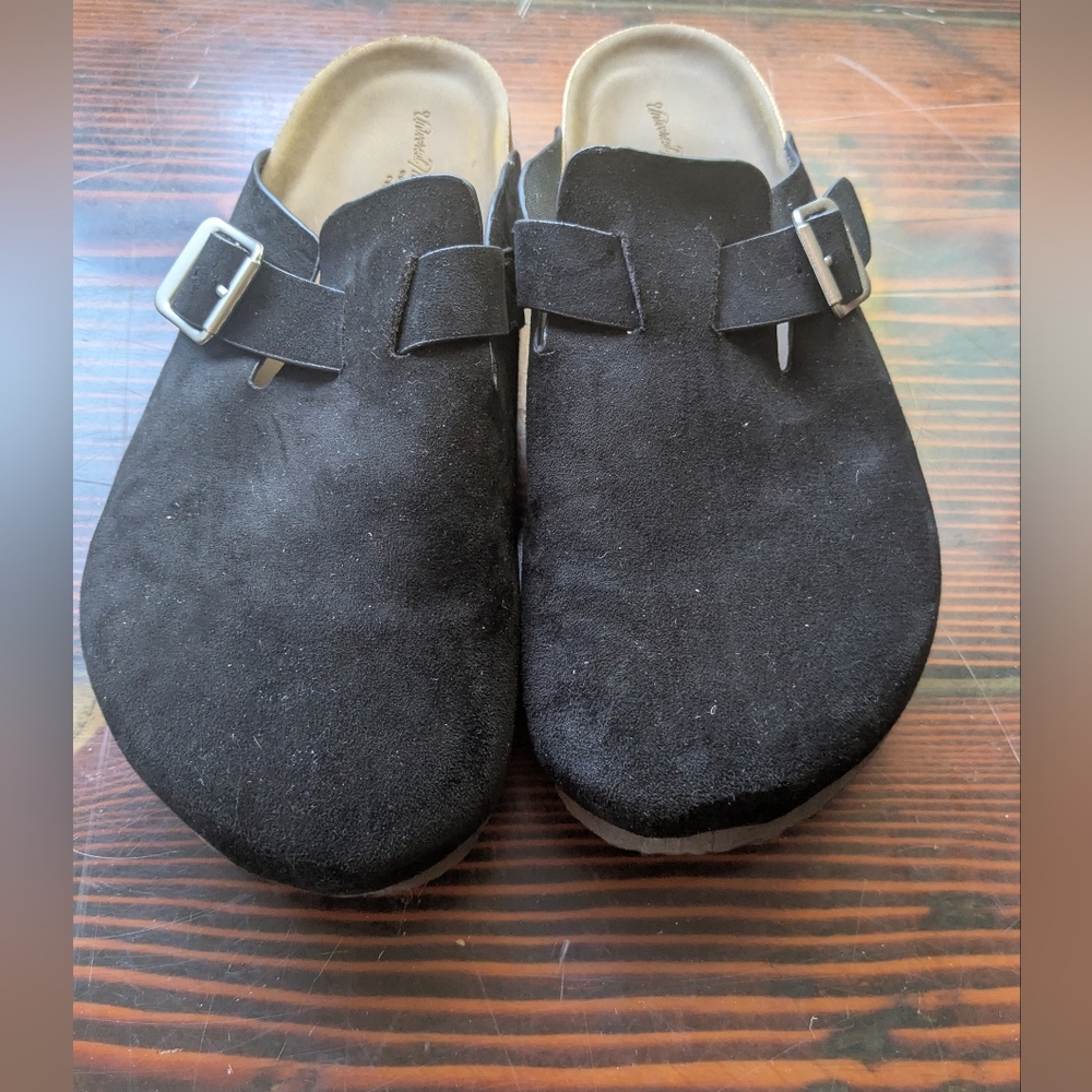 Universal Thread Black Suede Clog Slip-On Sandals Size 6.5